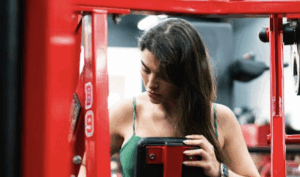 Guia de Treino de Musculação para Emagrecimento Rápido em Academia: Queime Gordura e Defina seu Corpo