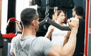 Treino de Hipertrofia na Academia: Estratégias para Ganhar Músculos