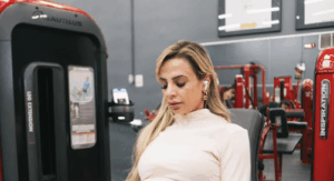 Treinamento de Musculação para Cada Grupo Muscular na Academia: O Guia Definitivo Treinamento de Musculação para Cada Grupo Muscular na Academia: O Guia Definitivo