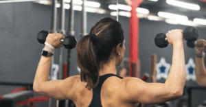 Por que Mulheres Devem Treinar Pesado? A Verdade sobre a Hipertrofia