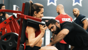 Rest-Pause: A Técnica Inteligente para Quebrar Platôs de Força