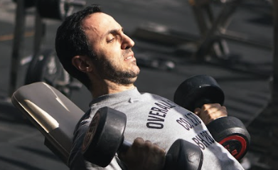 Treino de Hipertrofia Masculino: O Guia para Ganhos Sólidos