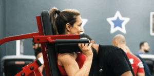 Treino em Casa vs. Academia: O Que É Melhor para a Musculação?