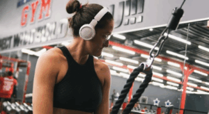 Overall Gym Buritis: A Melhor Opção para Mulheres Focadas em Força e Resultados